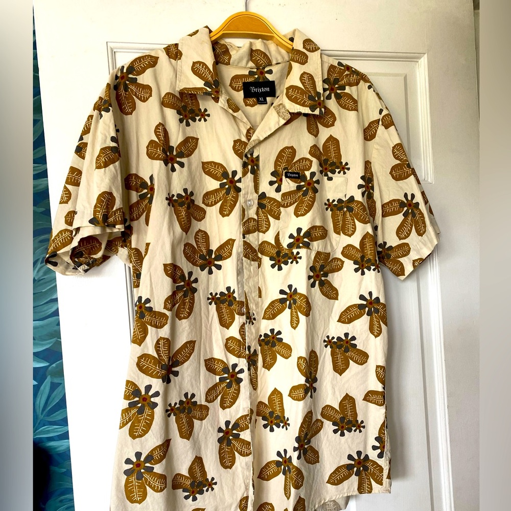 Brixton button up on neutral floral